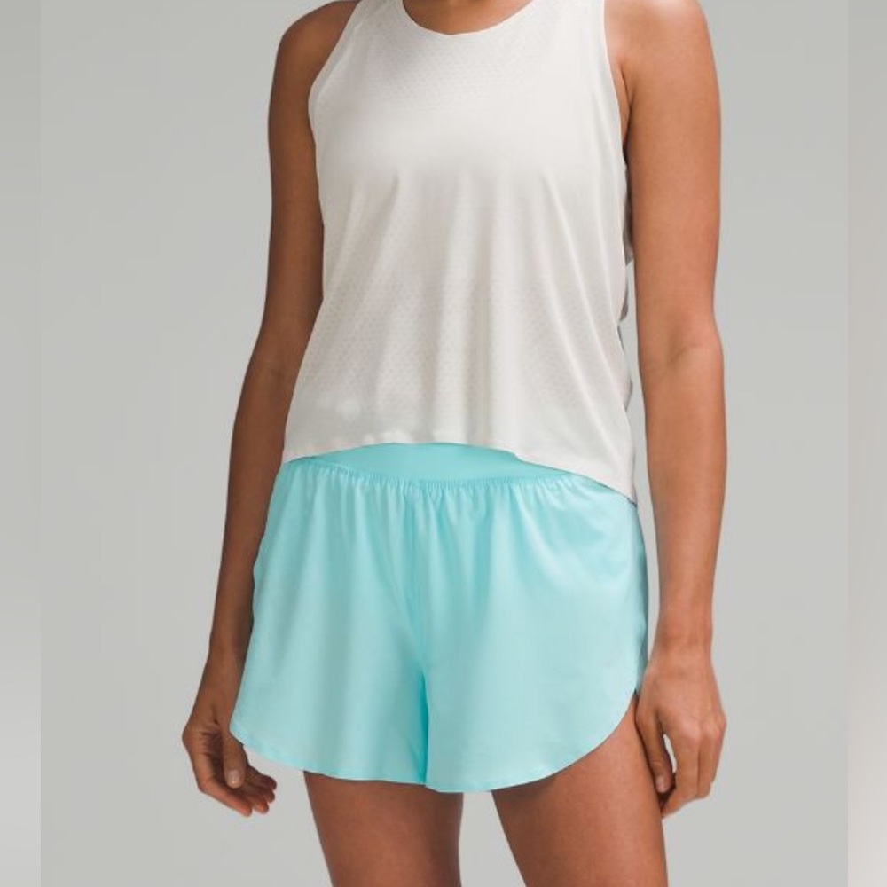 Lululemon Fast and Free Reflective Shorts in Cyan - Size 8